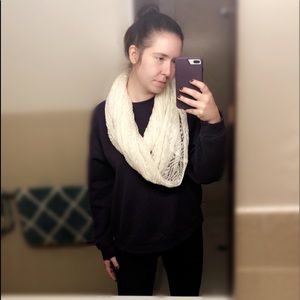 Meet your Posher, Carmen